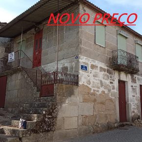 Moradia para reabilitação / Chavães / Tabuaço