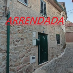 Moradia V2 / ARRENDADA / Leomil / Moimenta da Beira